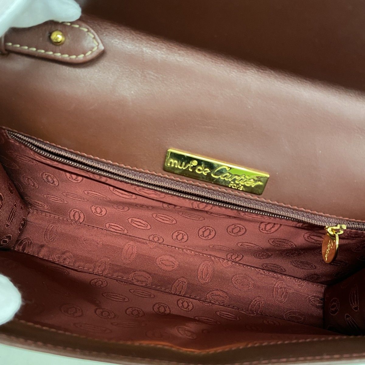 Cartier Shoulder Bag Must Leather Bordeaux Gold — view 4