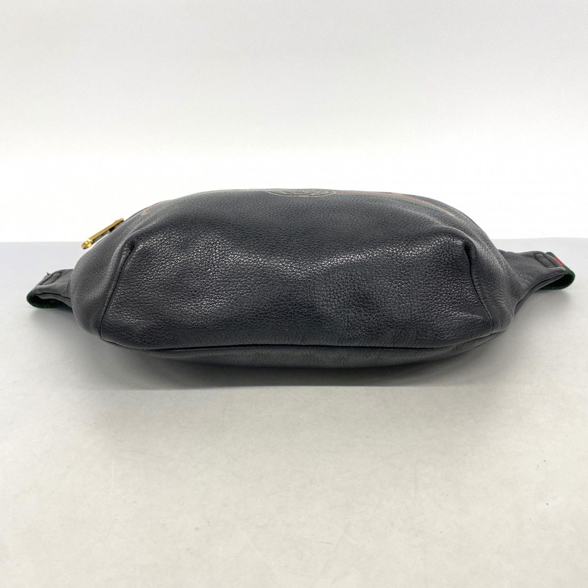 Gucci Waist Bag Leather Black Gold — view 3
