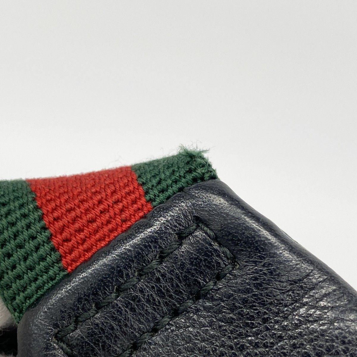 Gucci Waist Bag Leather Black Gold — view 8