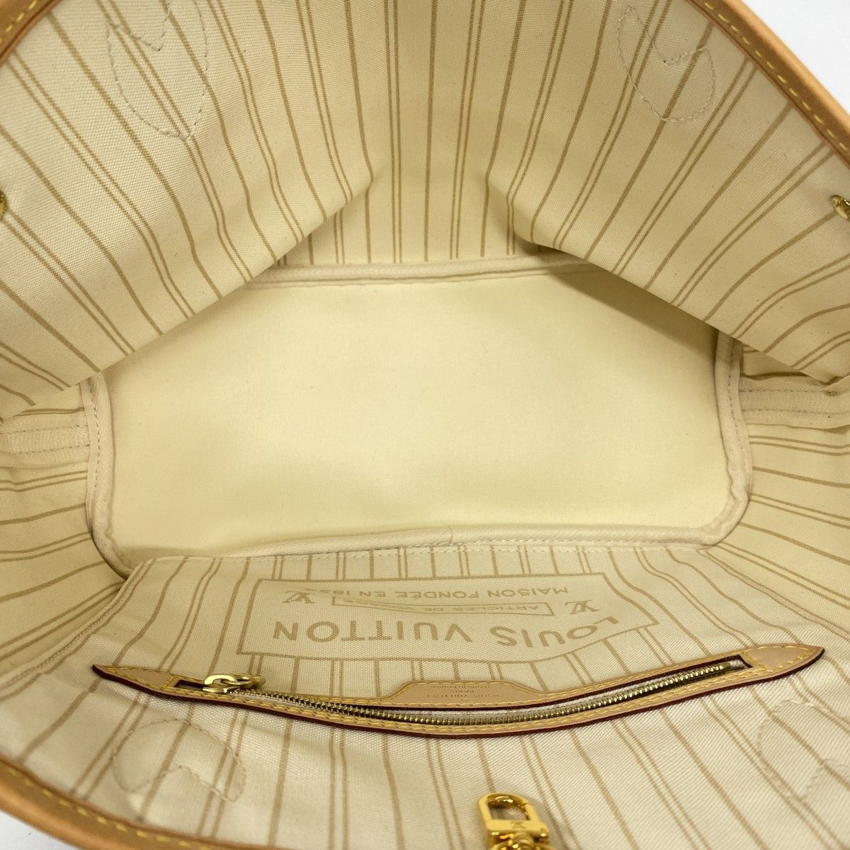Louis Vuitton Tote Damier Azur Neverfull PM White — view 4