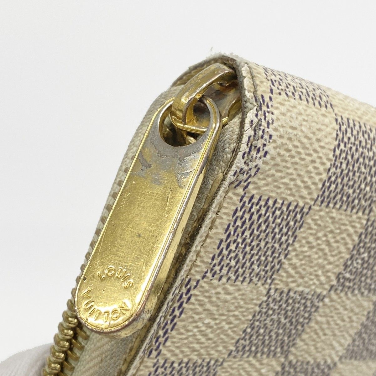 Louis Vuitton Wallet Damier Azur Zippy White — view 9