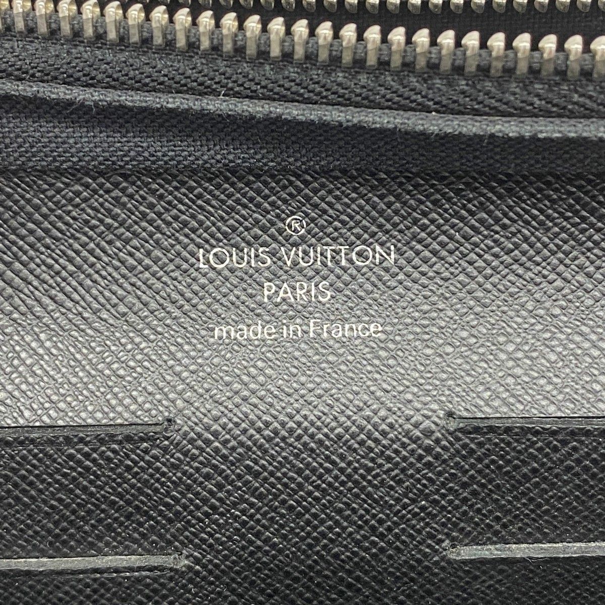 Louis Vuitton Clutch Taiga Pavel Ardoise — view 5
