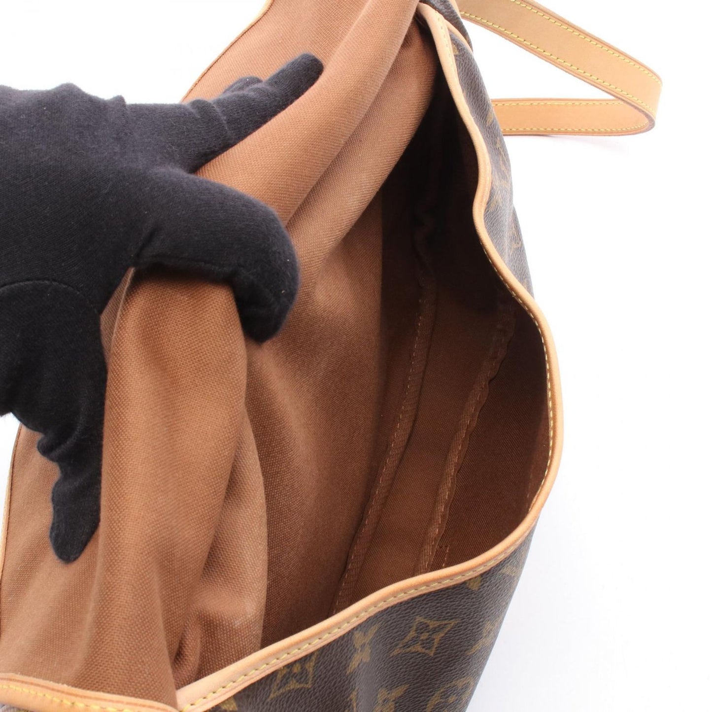 Louis Vuitton Shoulder Bag Saumur 30 Canvas Leather — view 3