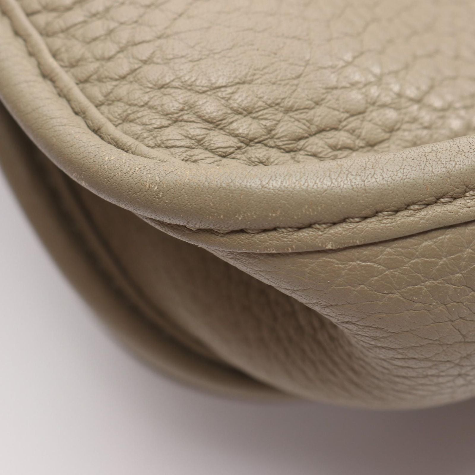 Hermes Shoulder Bag Evelyne 3 Trois PM Sage Leather — view 6