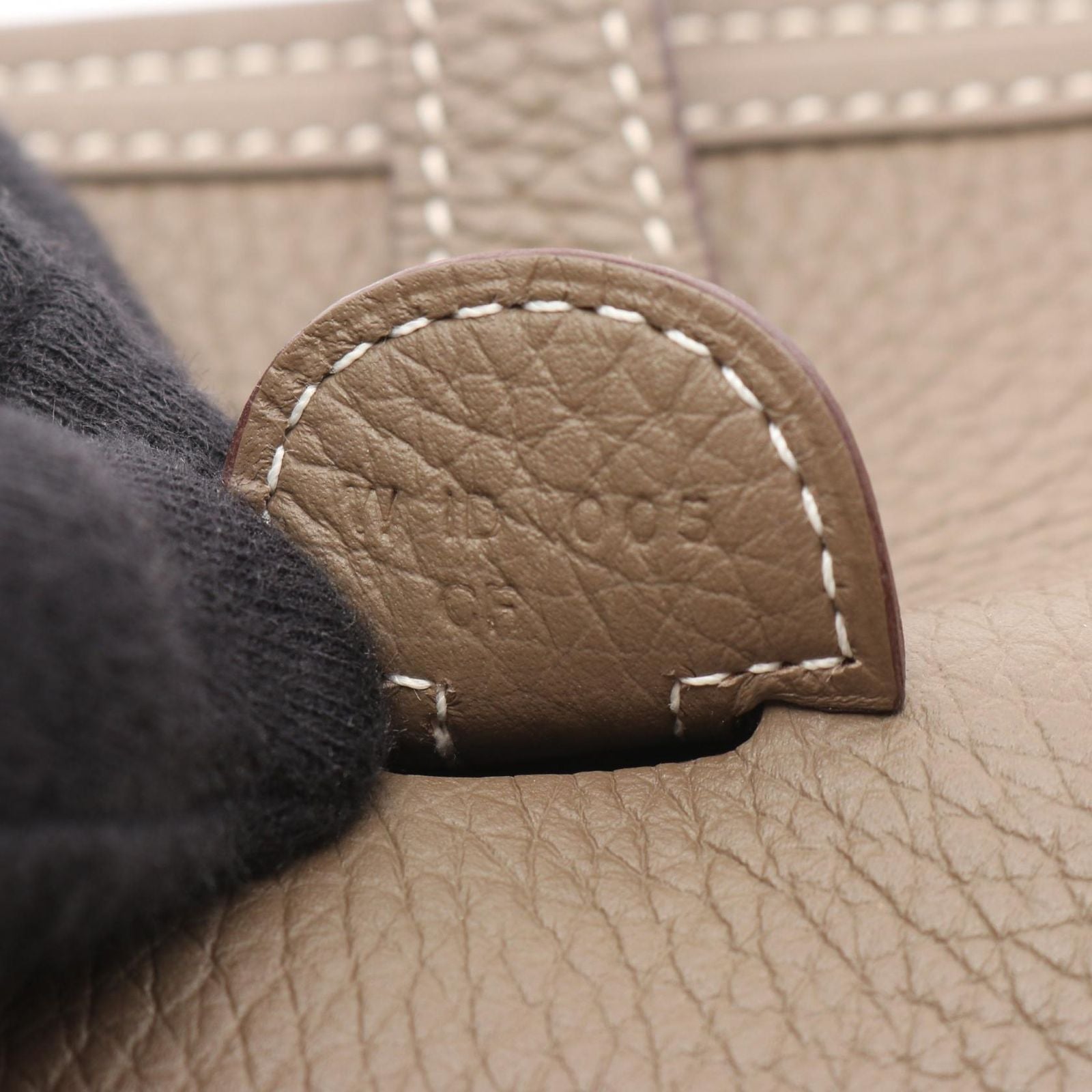 Hermes Shoulder Bag Evelyne 3 PM Etoupe Leather — view 5