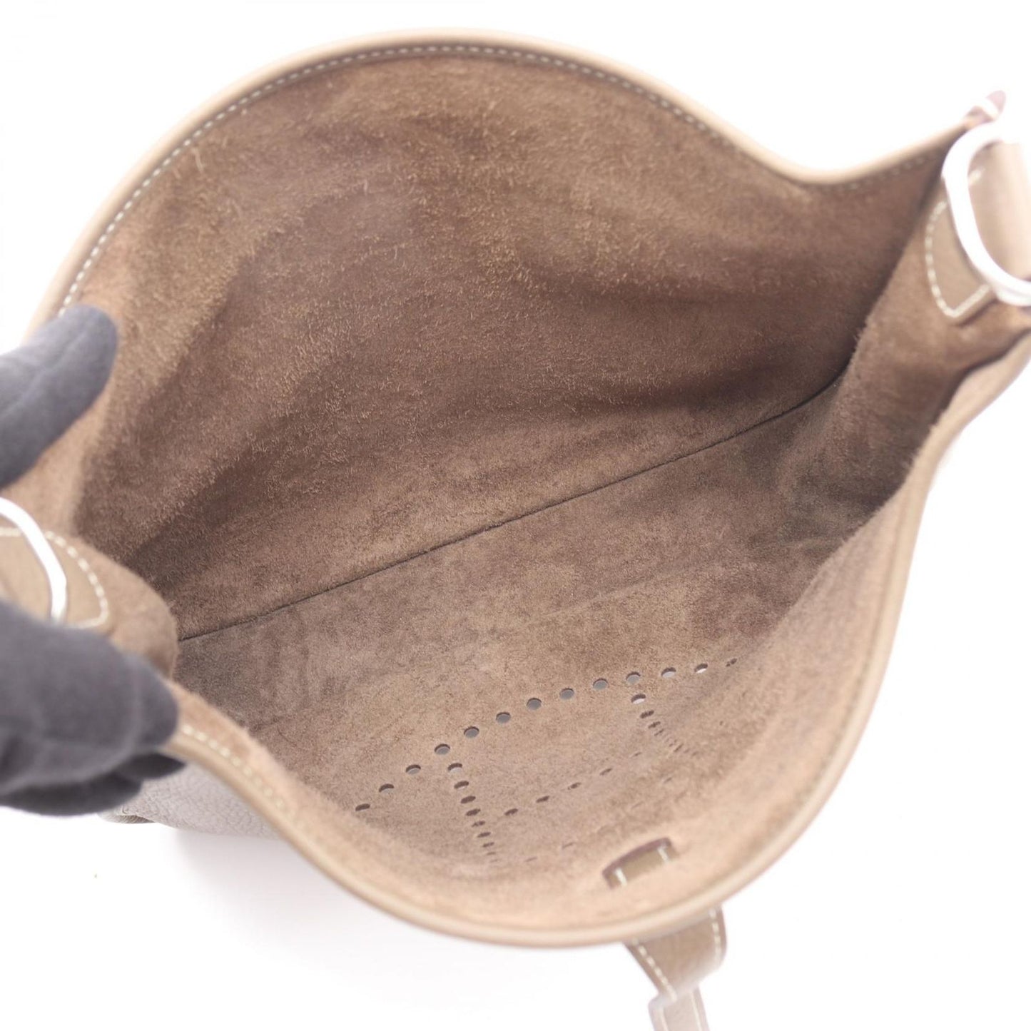 Hermes Shoulder Bag Evelyne 3 PM Etoupe Leather — view 3