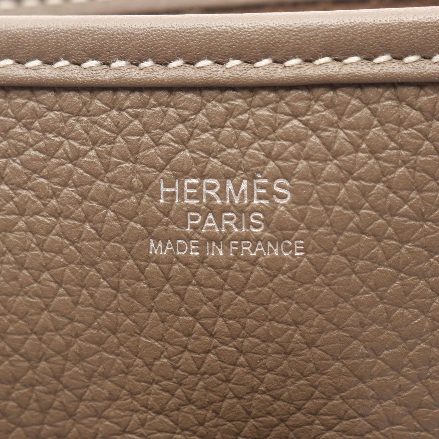 Hermes Shoulder Bag Evelyne 3 PM Etoupe Leather — view 4