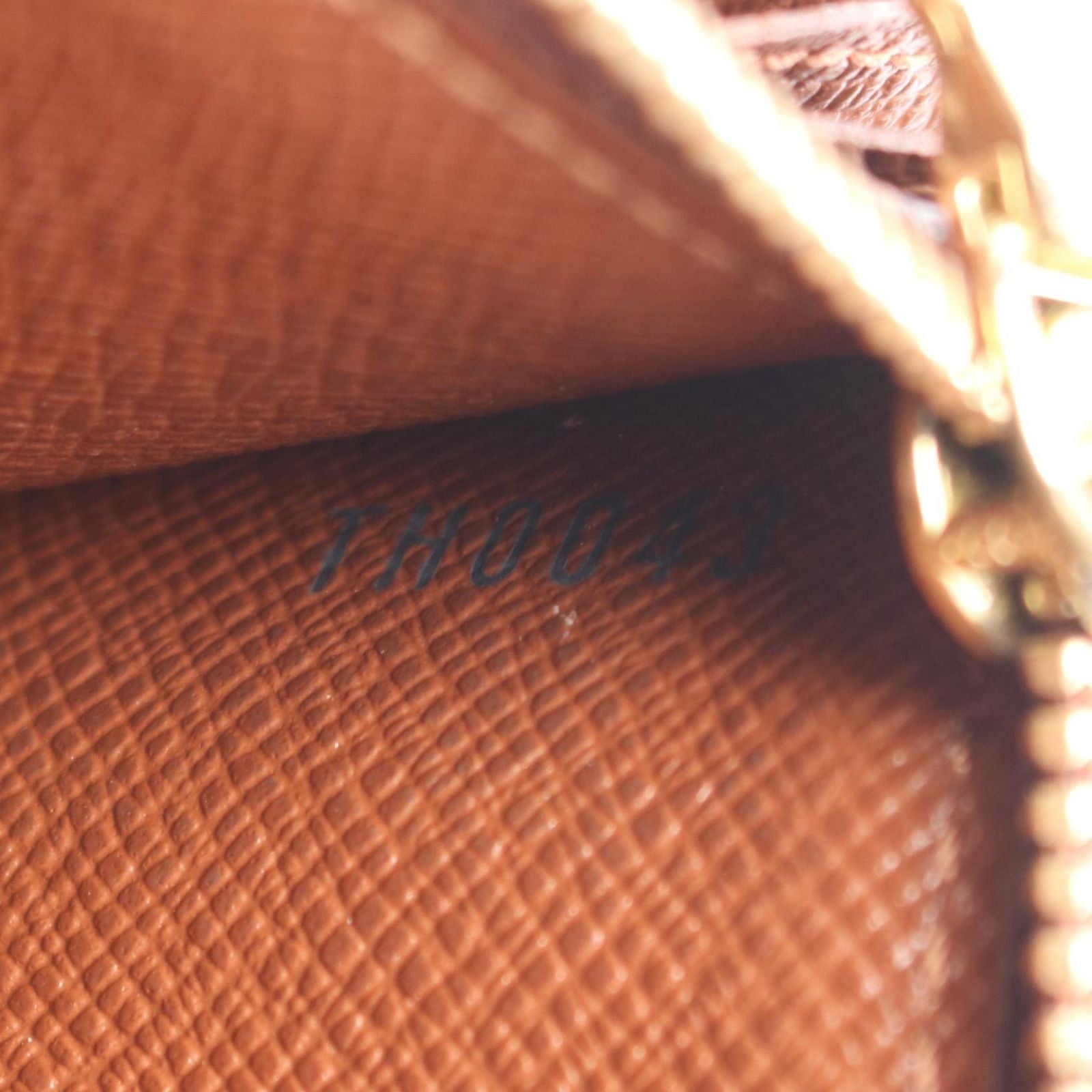 Louis Vuitton Bifold Wallet Pochette Porte-Monnaie Cles Leather — view 5