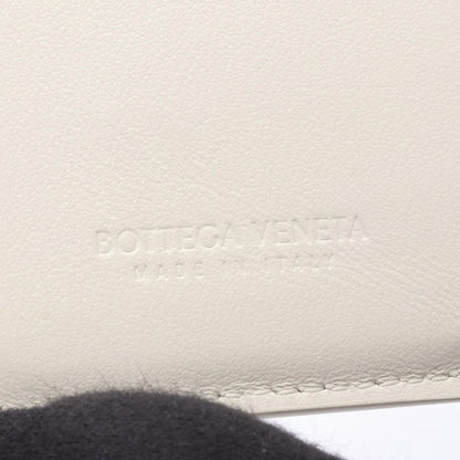 Bottega Veneta Trifold Wallet Cassette Maxi Intrecciato Small White Leather — view 4
