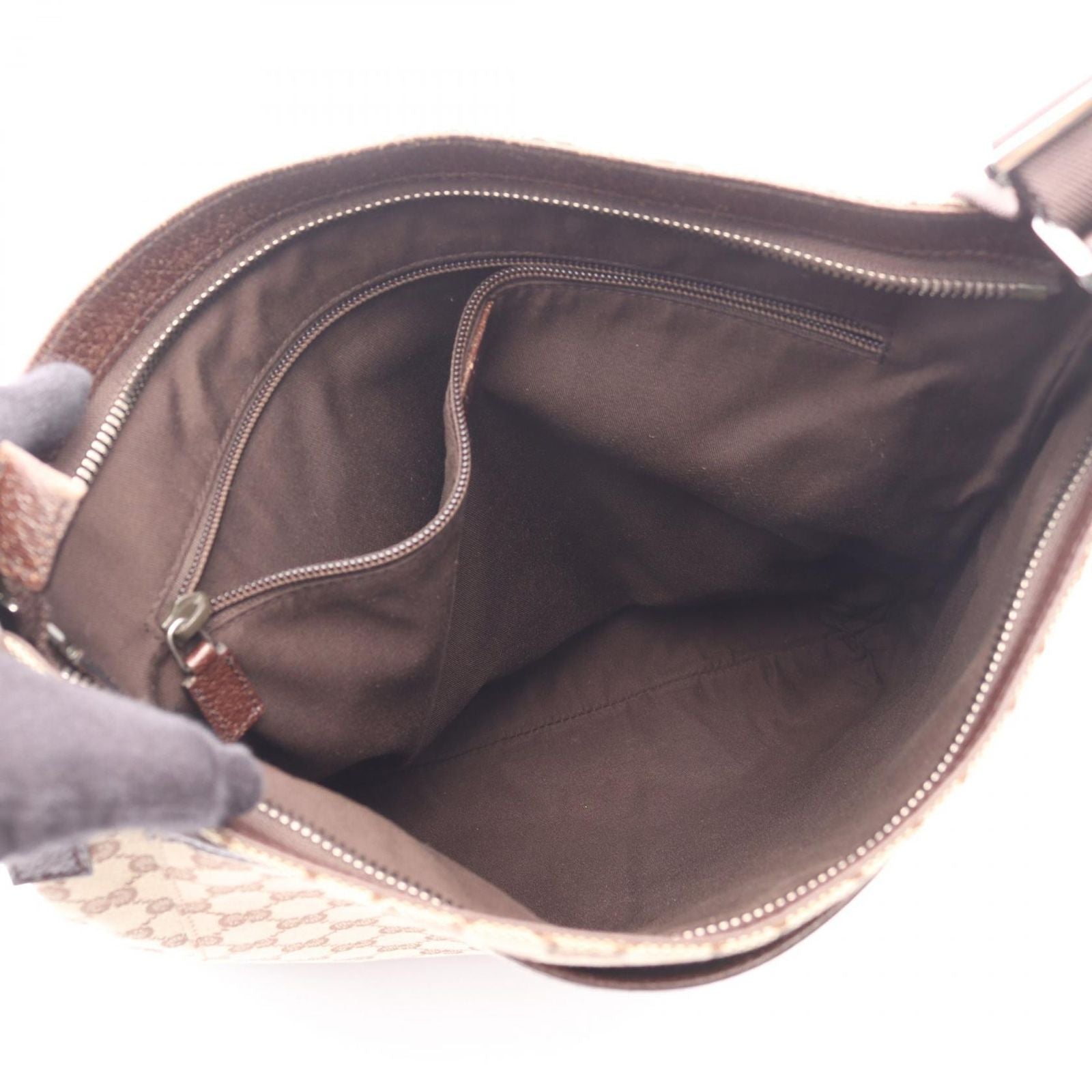 Gucci Shoulder Bag GG Canvas Beige — view 3