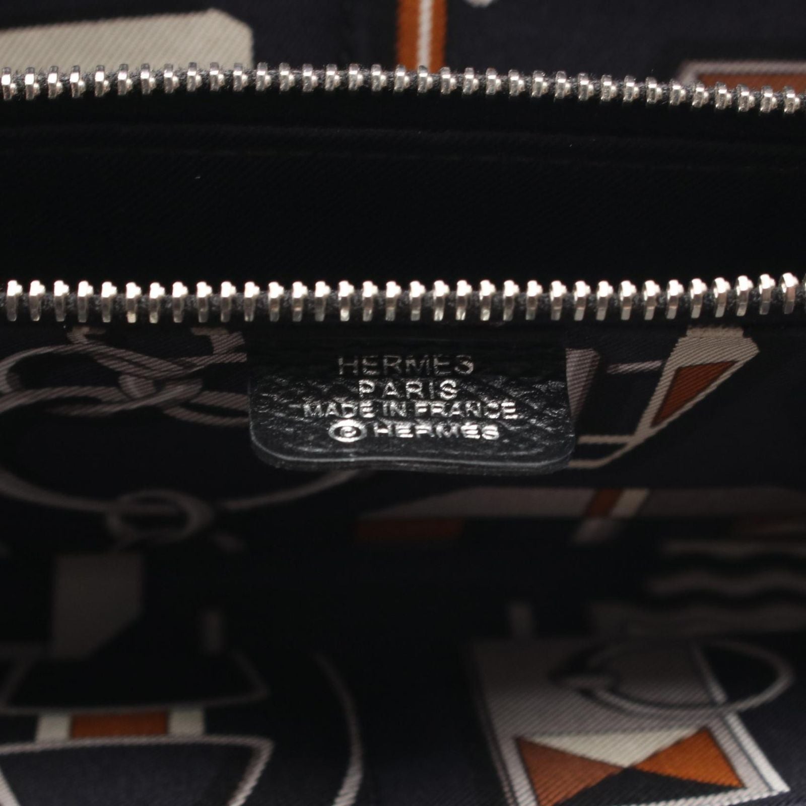 Hermes Round Wallet Azap Long Silk in Black Leather Calf in — view 4