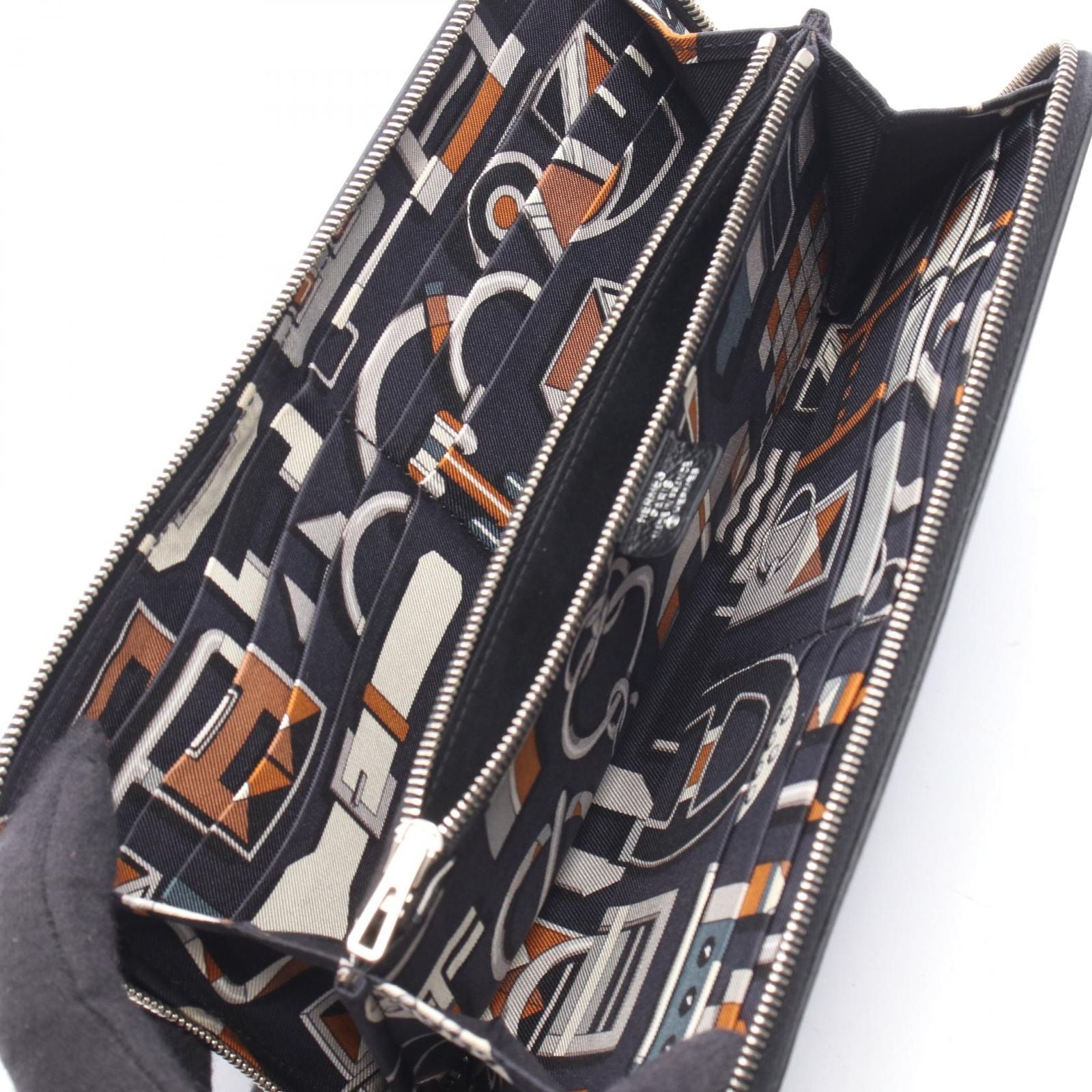 Hermes Round Wallet Azap Long Silk in Black Leather Calf in — view 3