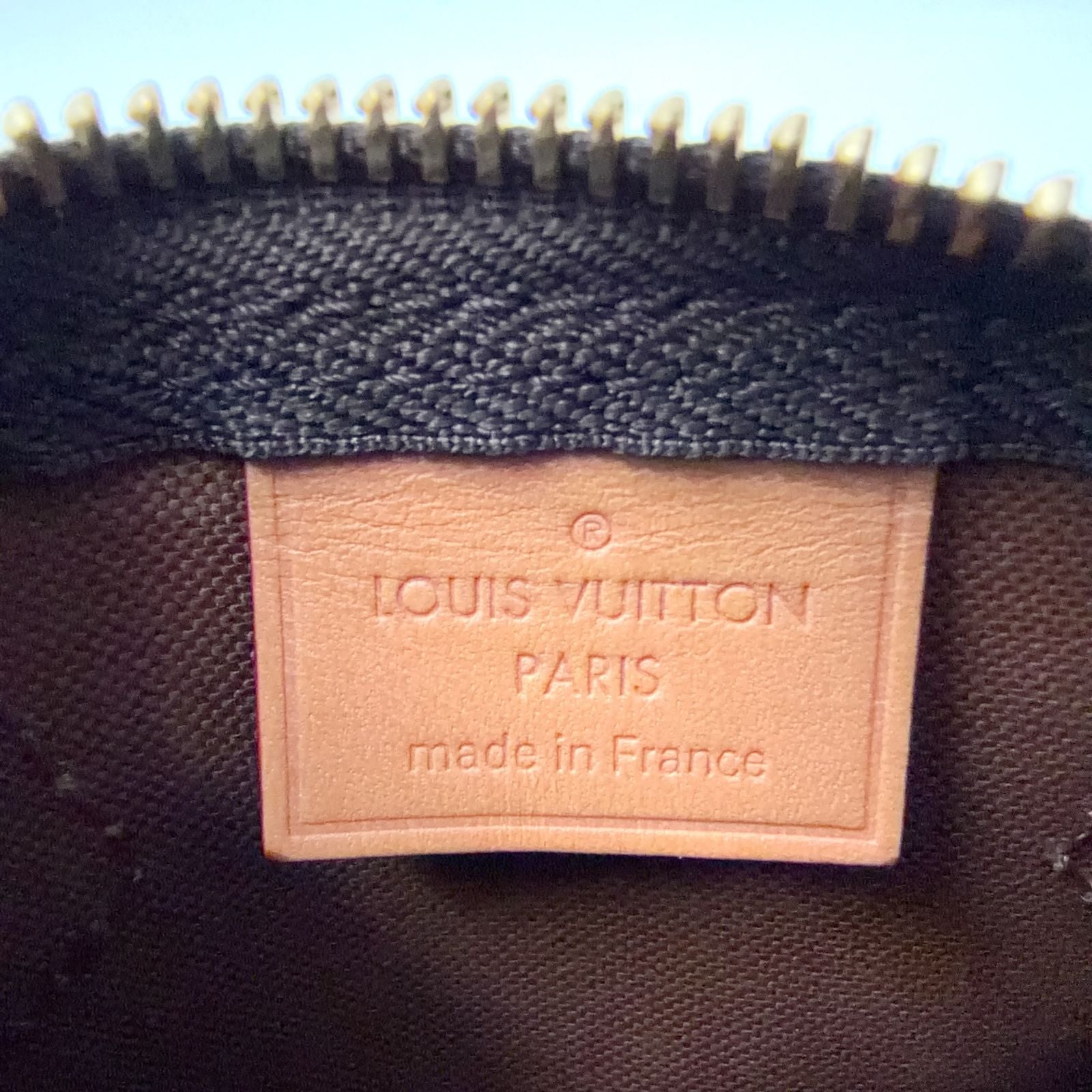 Louis Vuitton Nano Speedy Monogram Leather Brown Handbag Gold — view 4
