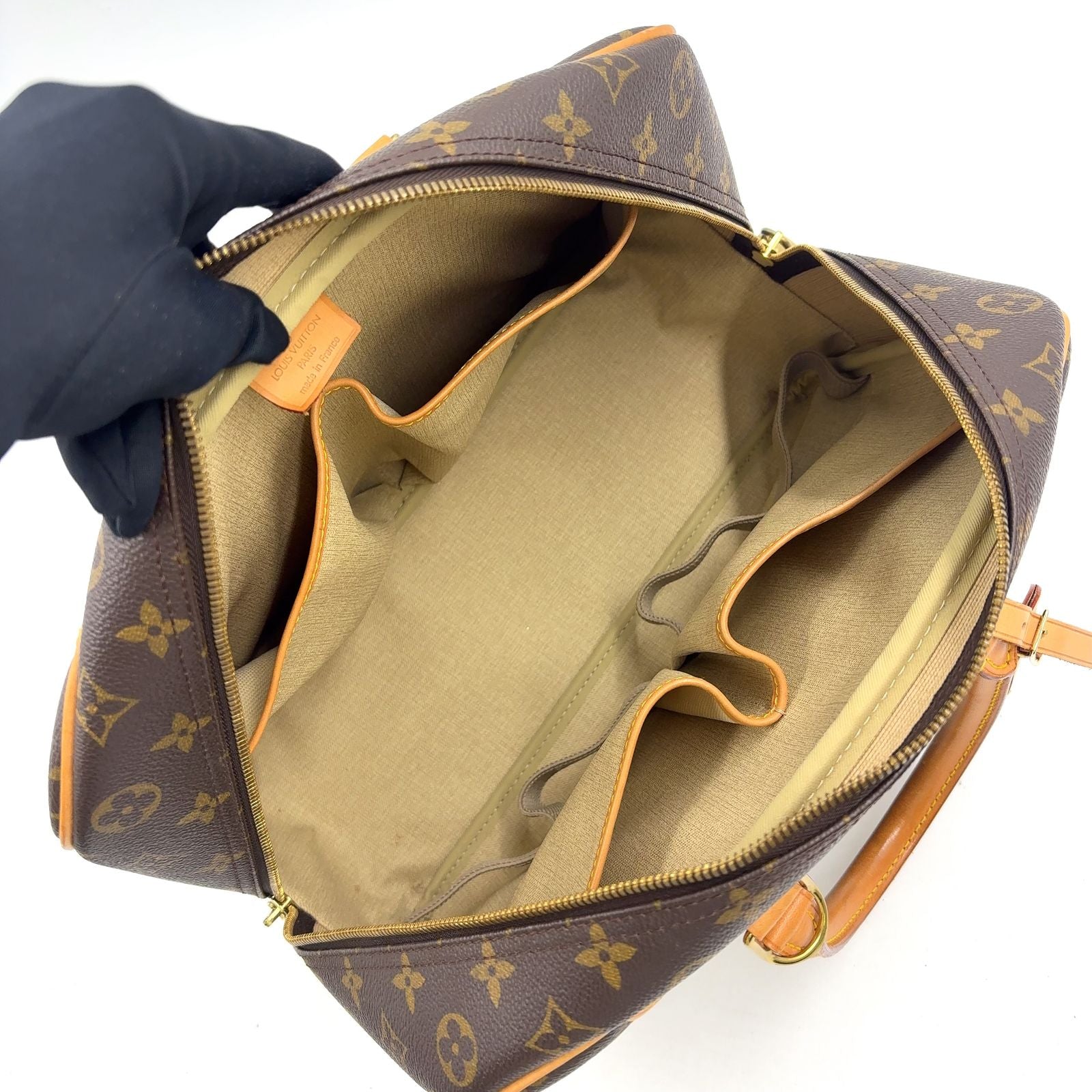 Louis Vuitton Deauville Bowling Vanity Monogram Leather Brown Handbag Gold — view 3