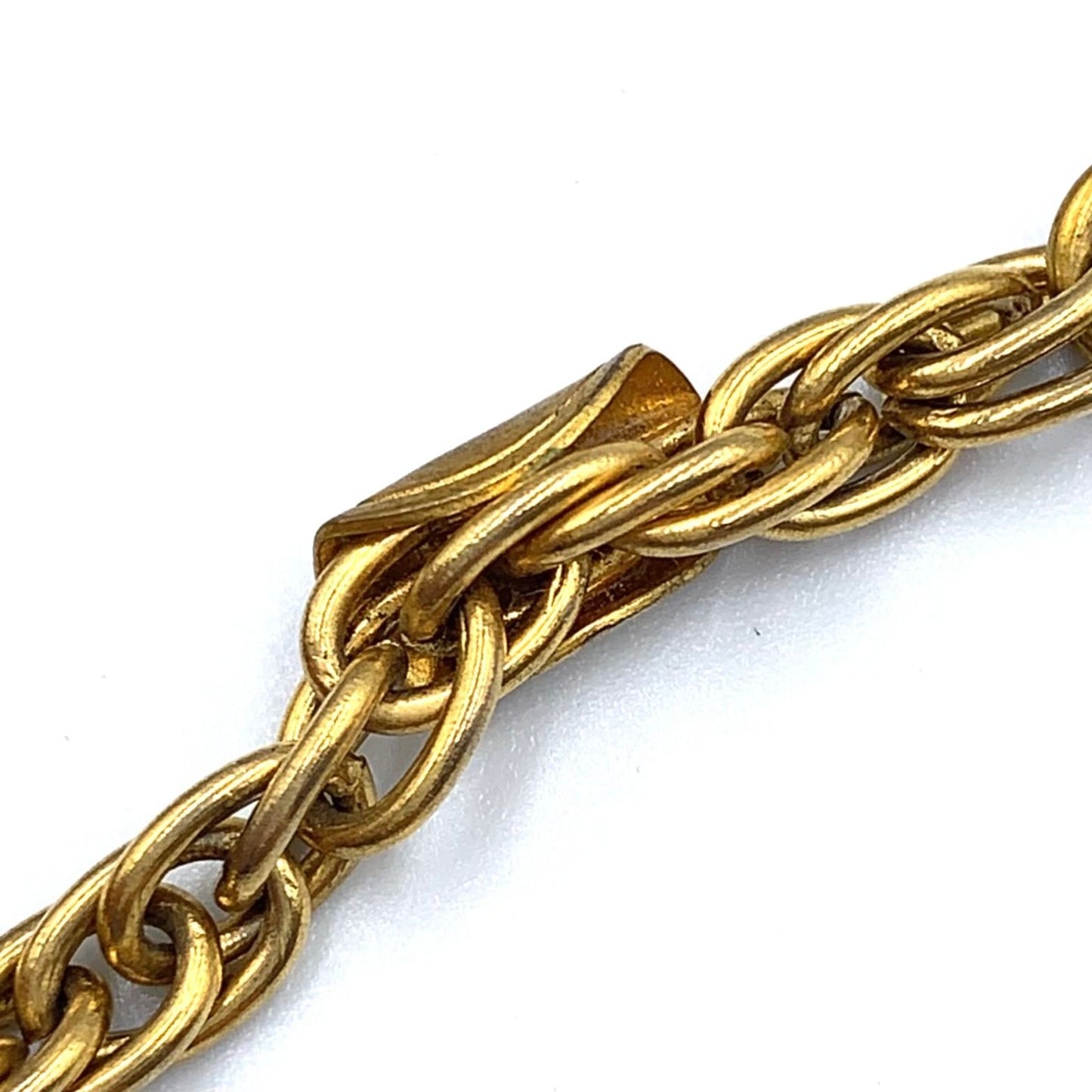 Chanel CC Logo Lip Necklace — view 6