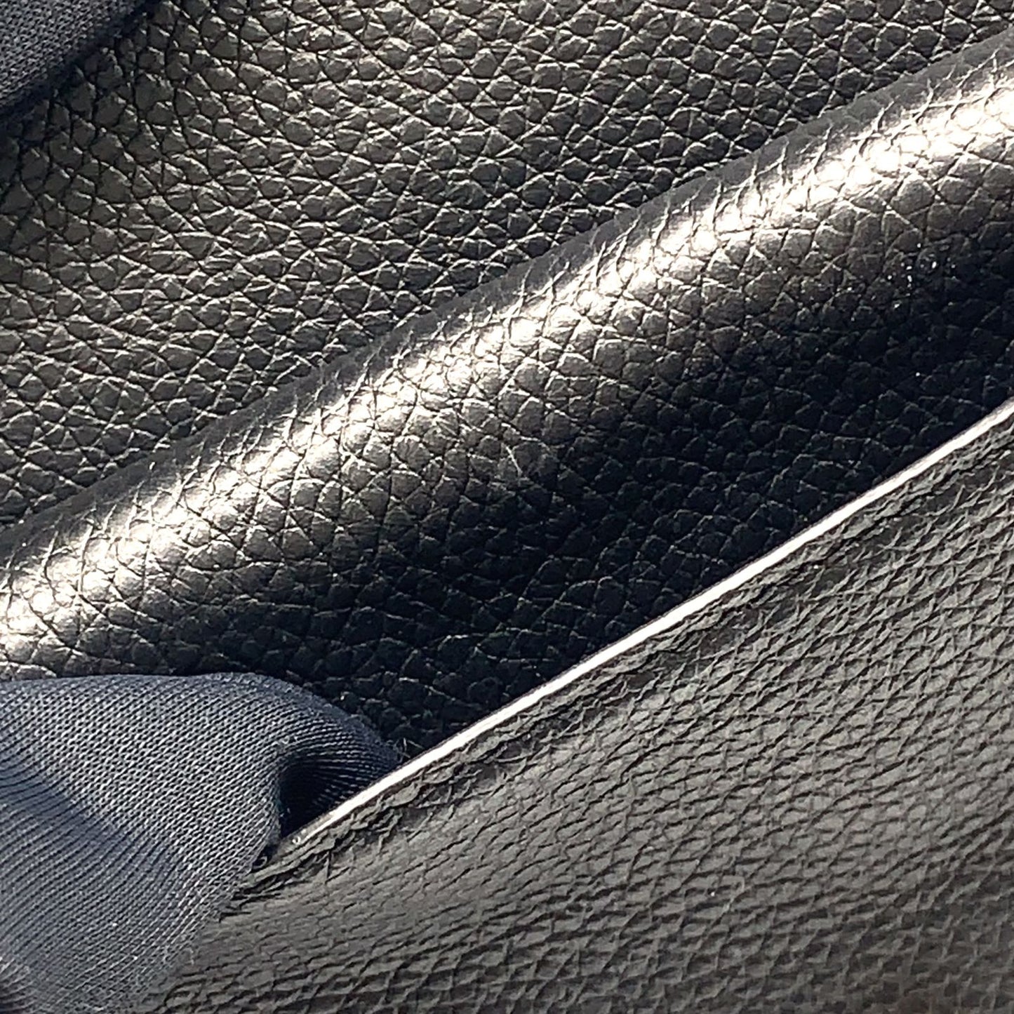 Louis Vuitton Portefeuille Monogram Empreinte Noir Leather Black Bifold Wallet — view 7
