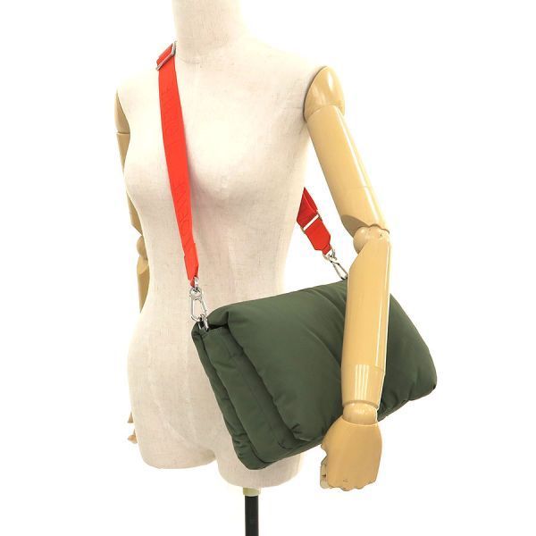 Loewe Goya Puffer Messenger Bag — view 9