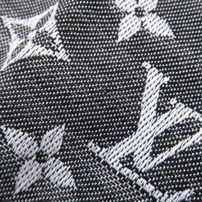 Louis Vuitton Shawl Monogram Denim Scarf — view 5