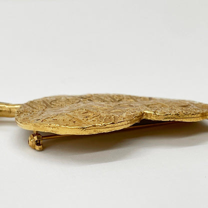 Chanel Brooch Vintage CC Logo Motif Gold — view 6