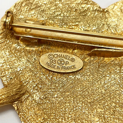 Chanel Brooch Vintage CC Logo Motif Gold — view 5