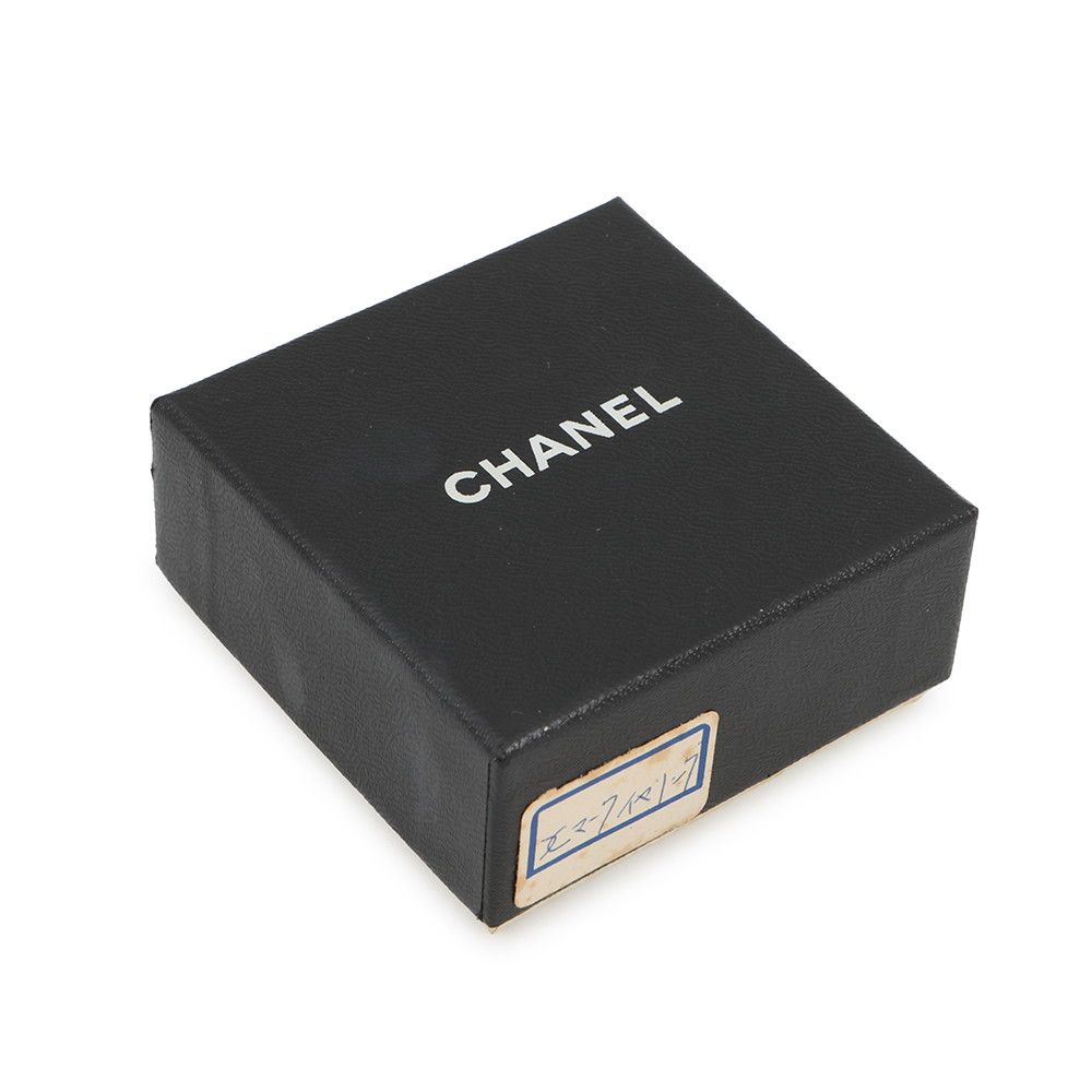 Chanel Earrings CC Logo Turnlock Metal — view 9
