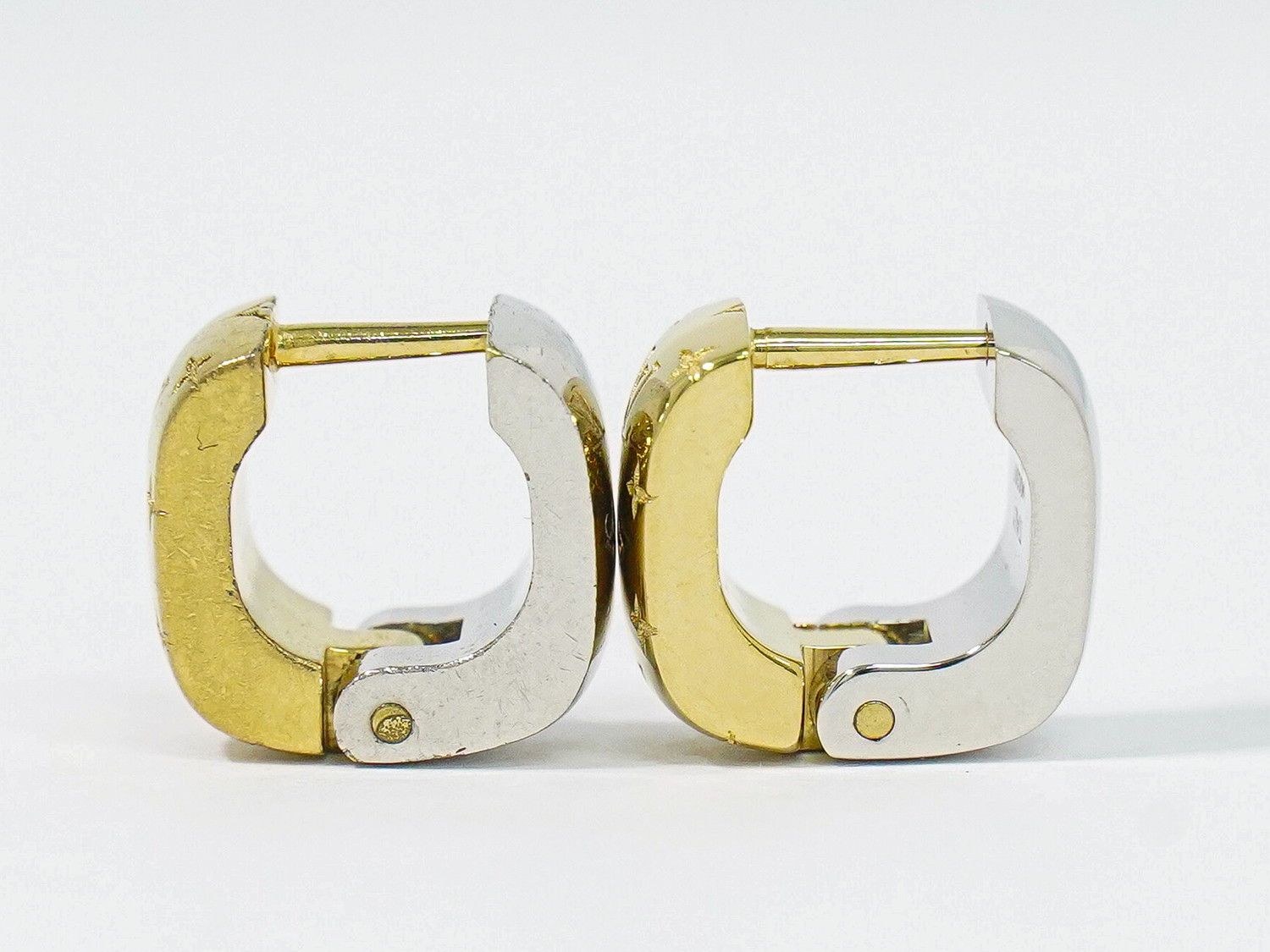 Louis Vuitton LV Book Cles Doreil Nanogram Hoop Earrings Metal Gold Silver — view 3