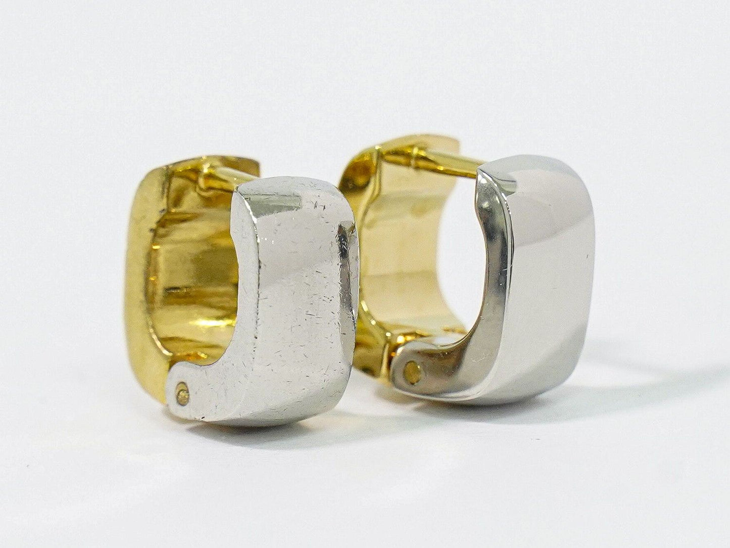 Louis Vuitton LV Book Cles Doreil Nanogram Hoop Earrings Metal Gold Silver — view 2