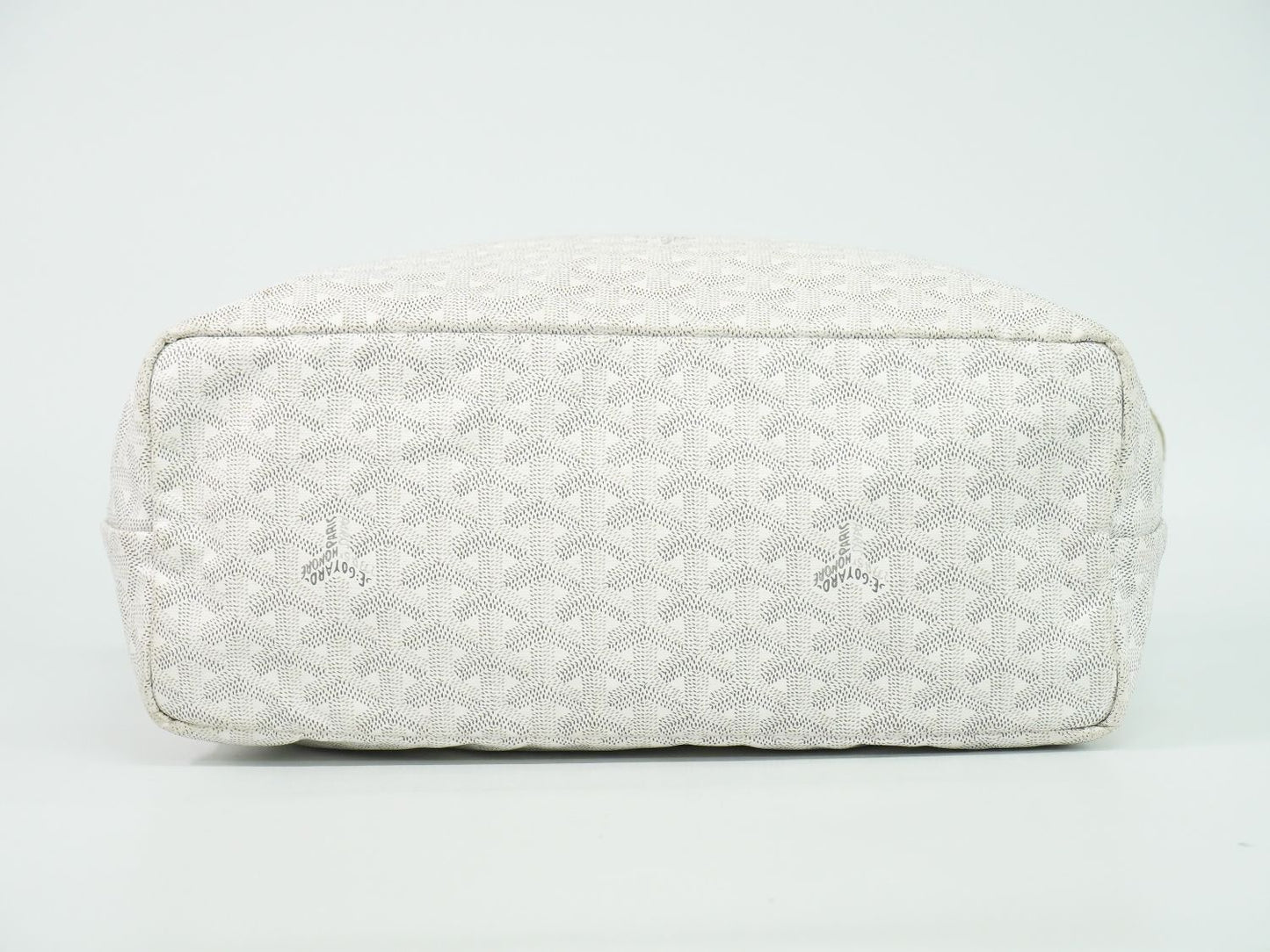 Goyard Saint Louis PM Tote White — view 3
