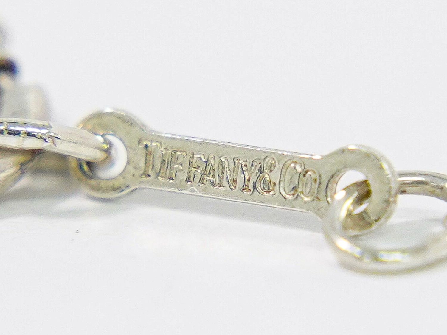 Tiffany & Co Bean 925 Necklace Pendant Silver — view 8