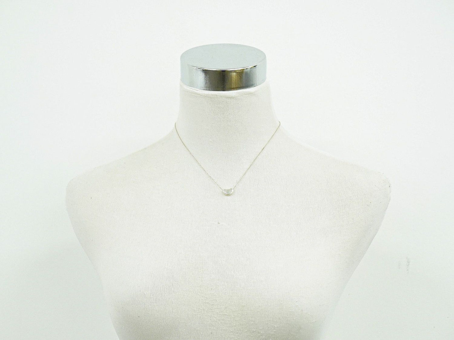 Tiffany & Co Bean 925 Necklace Pendant Silver — view 6
