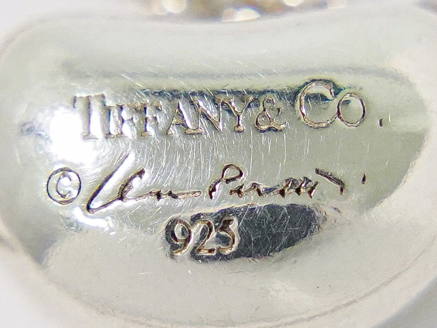 Tiffany & Co Bean 925 Necklace Pendant Silver — view 9