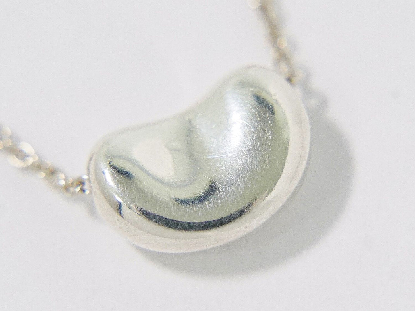 Tiffany & Co Bean 925 Necklace Pendant Silver — view 4