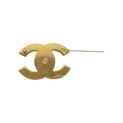 Chanel CC Logo Turnlock Cream Gold Plated Brooch — view 4