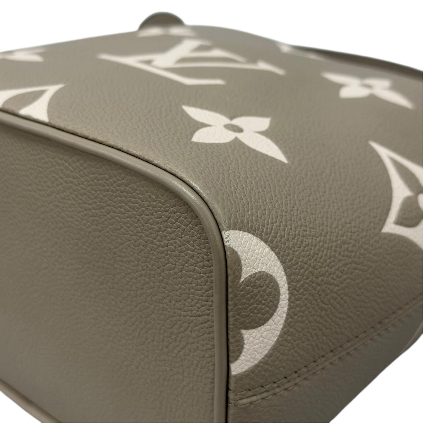 Louis Vuitton Shoulder Bag All in BB Beige Empreinte — view 9