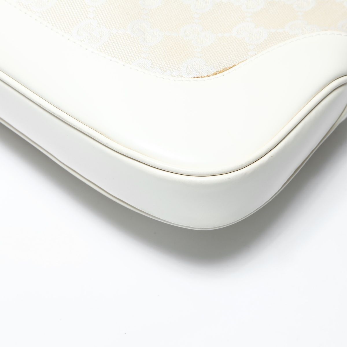 Gucci Shoulder Bag GG Canvas Jackie — view 6