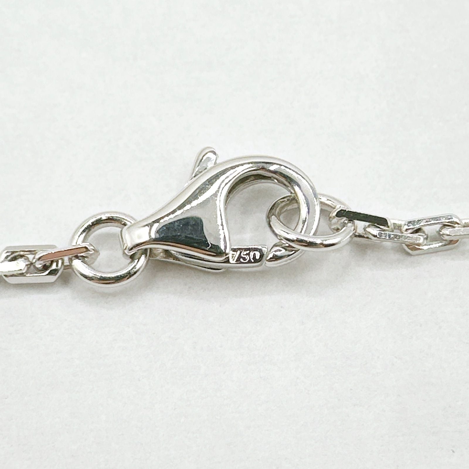 Cartier Baby Love White Gold Necklace 45 cm — view 7