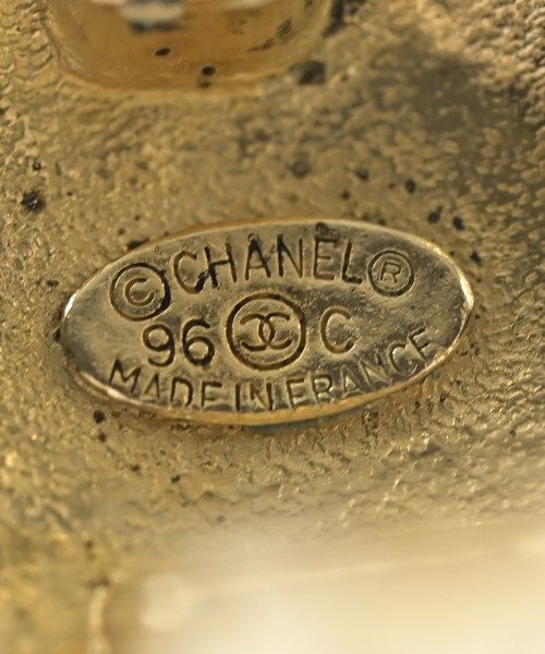 Chanel Earrings Gold — view 5