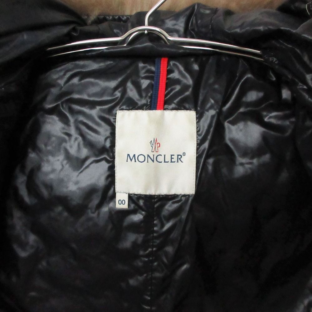Moncler Down Jacket Success Quilted Detachable Fur Hooded Black — view 5