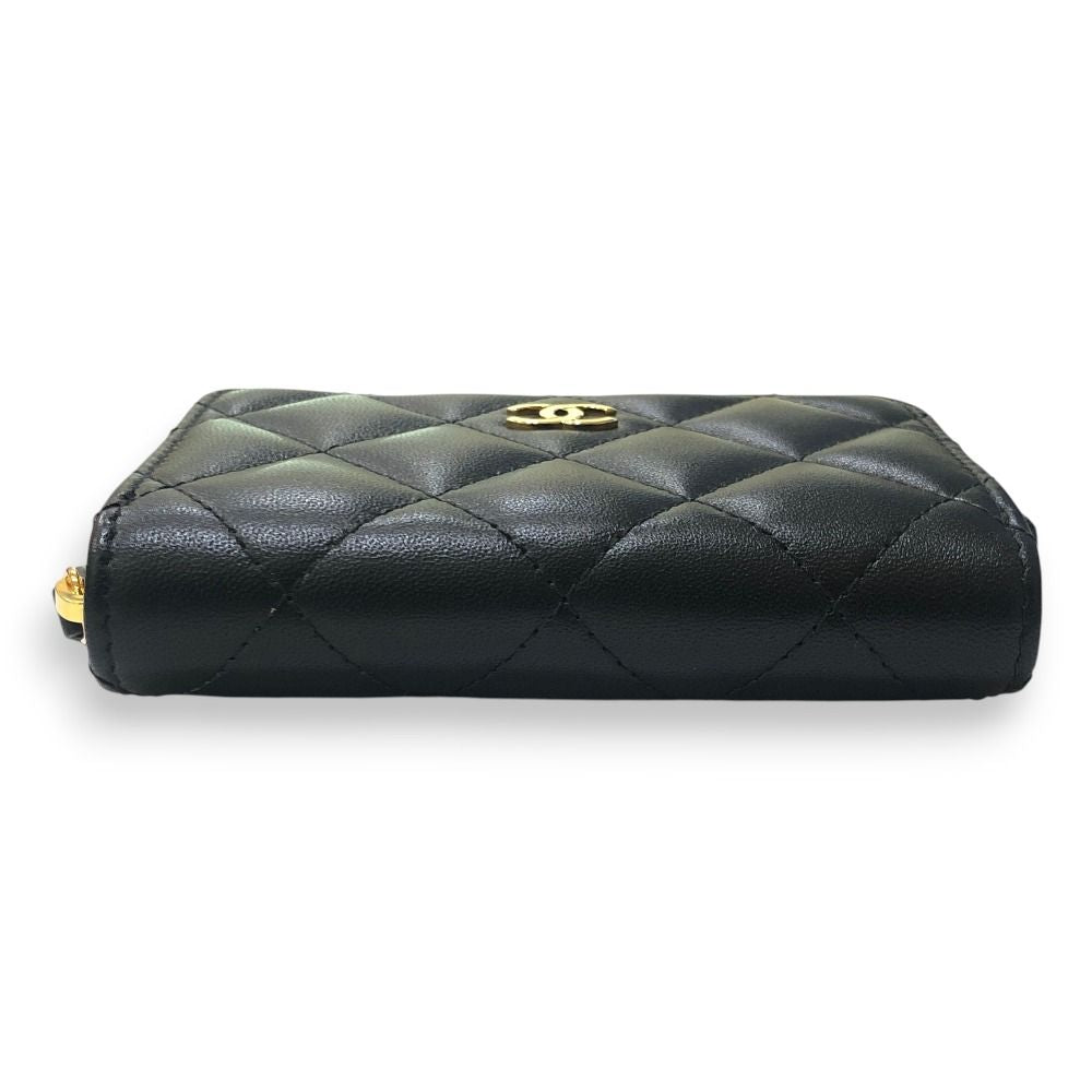 Chanel Coin Case CC Logo Classic Zip Lambskin Black — view 5