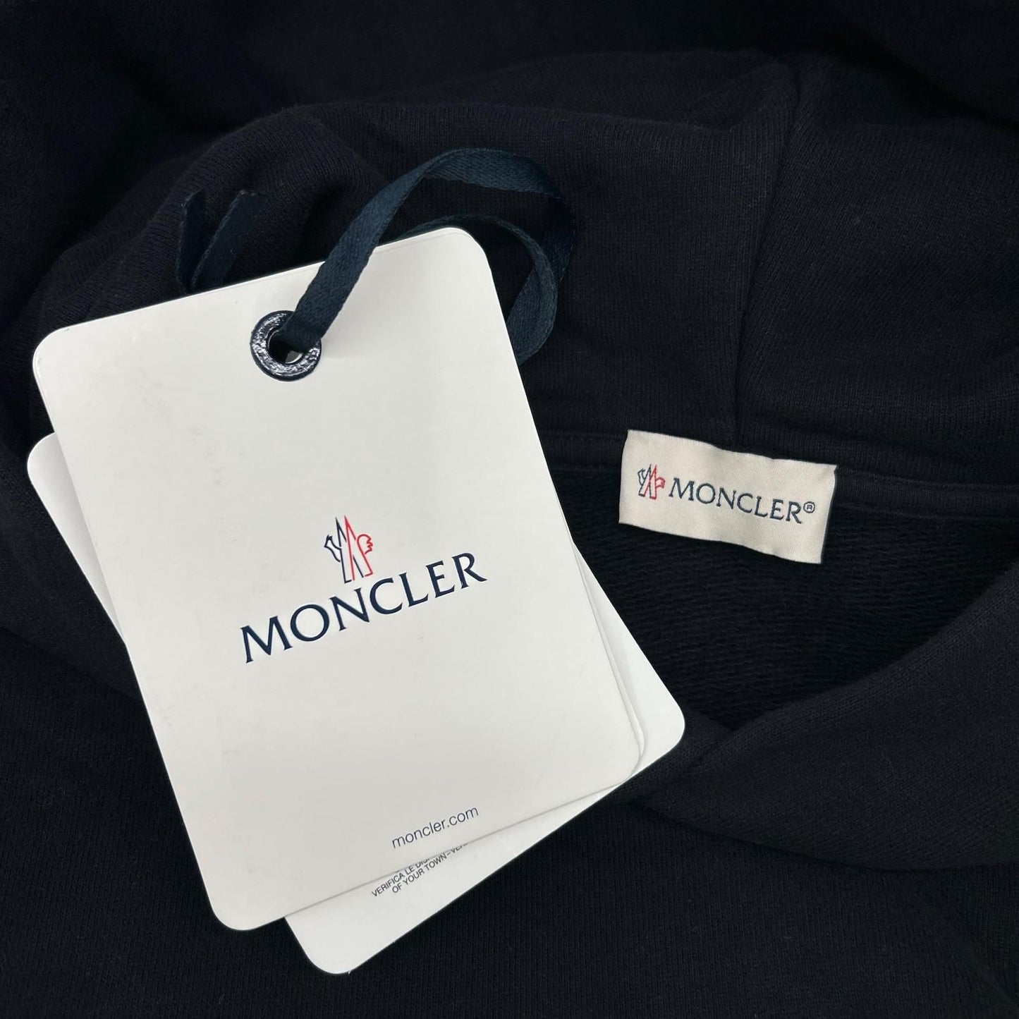 Moncler Felpa Logo Hoodie — view 3