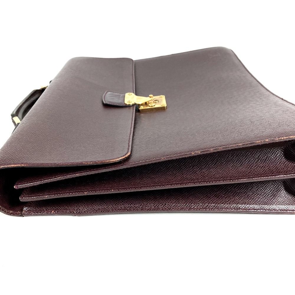 Louis Vuitton Business Bag Serviette Moscova Taiga Leather Acajou Purple — view 4