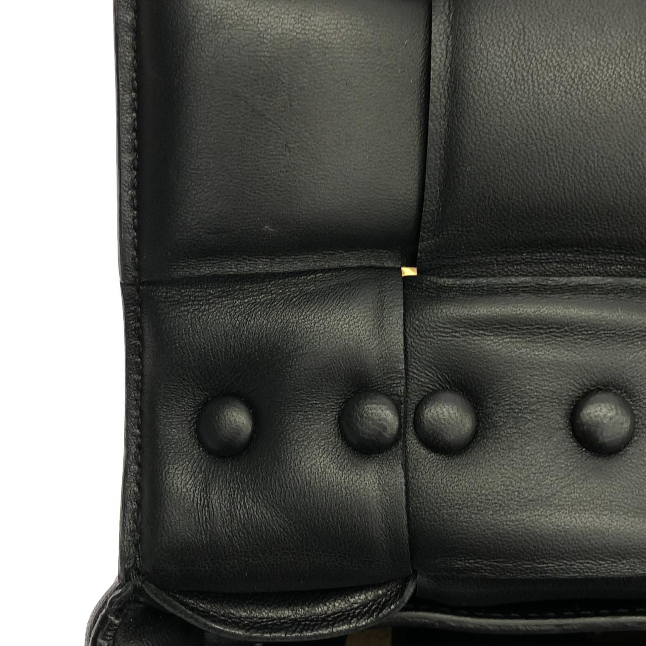 Bottega Veneta Shoulder Bag — view 9