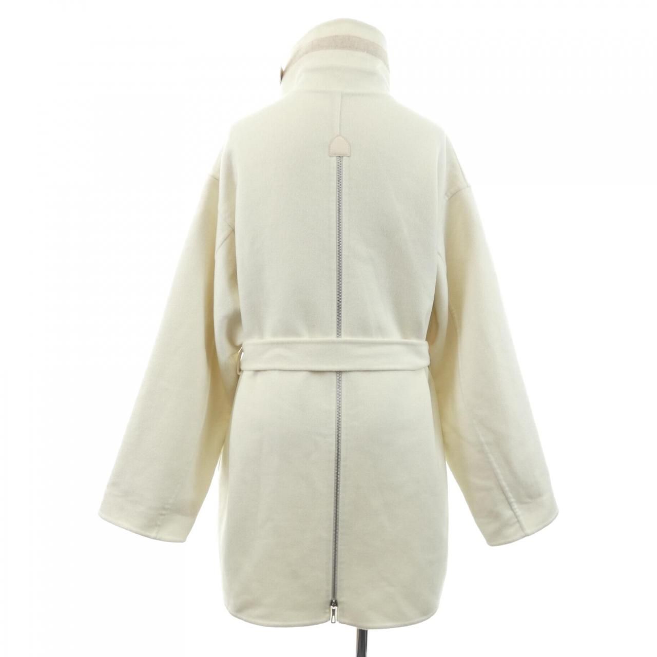 Hermes Coat Beige — view 2