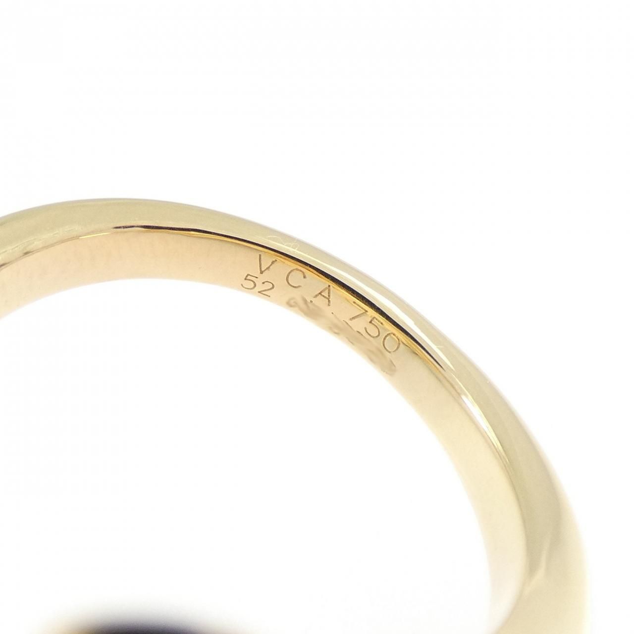 Van Cleef & Arpels Frivole Entre les Doors Ring — view 4