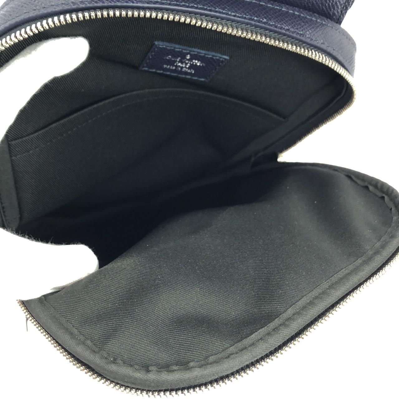 Louis Vuitton Taiga Avenue Sling Bag — view 6