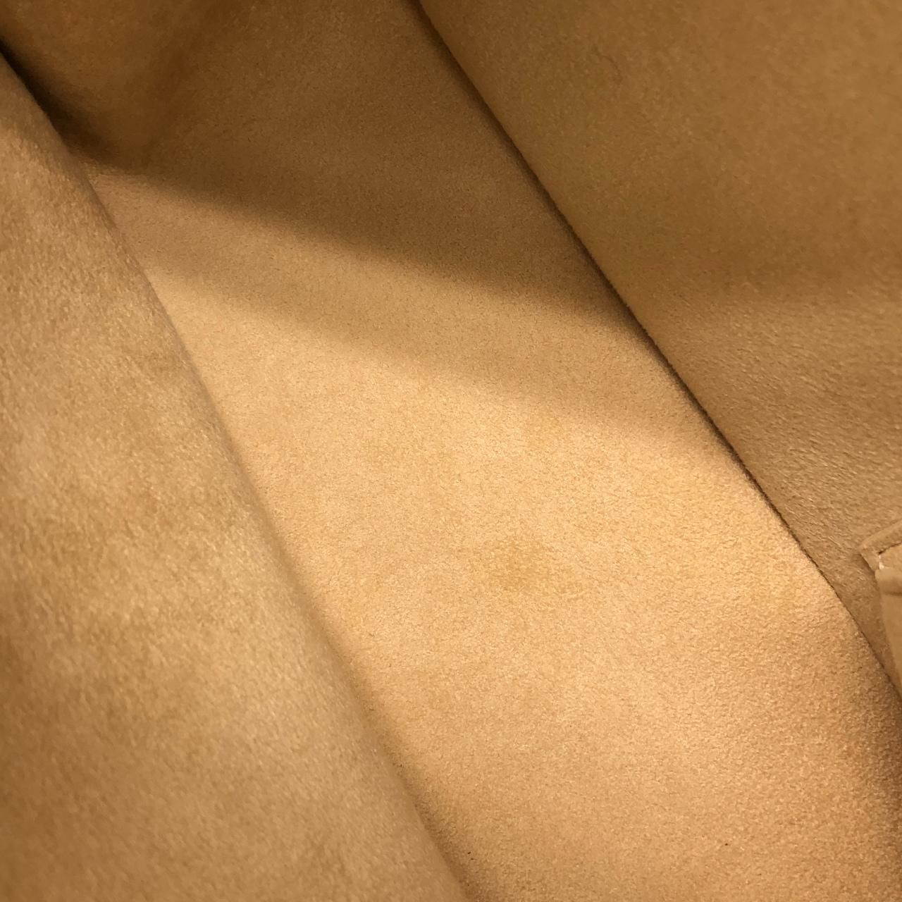 Louis Vuitton Monogram Looping MM Shoulder Bag — view 8