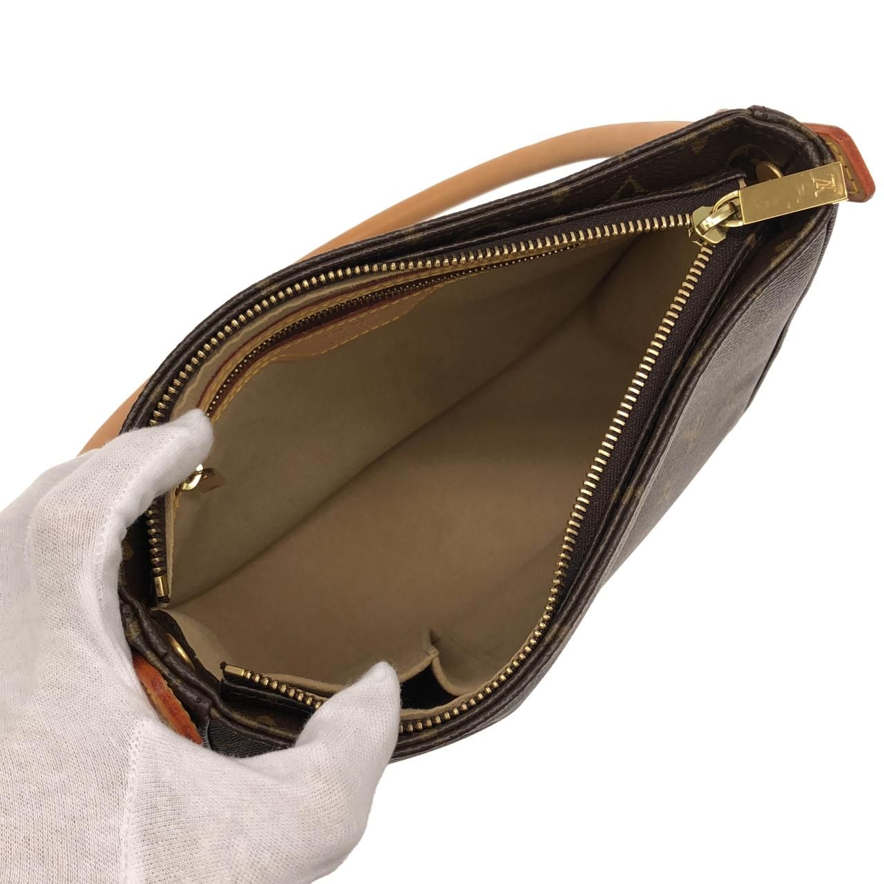 Louis Vuitton Monogram Looping MM Shoulder Bag — view 7