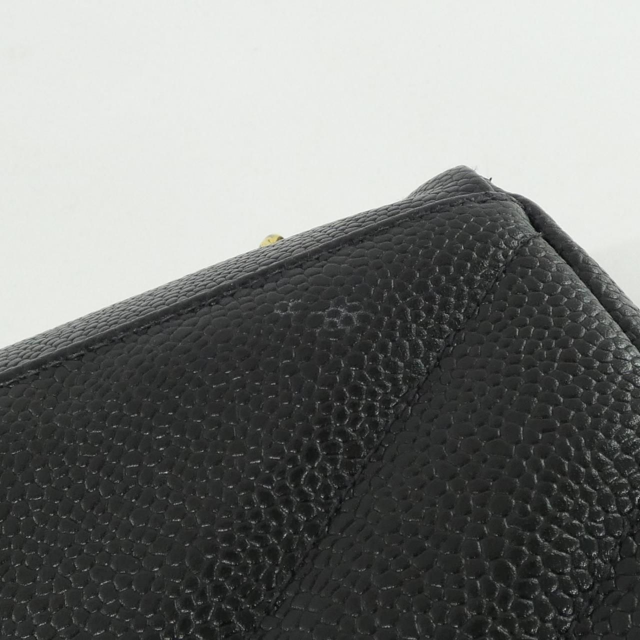 Chanel Vintage Shoulder Bag — view 7