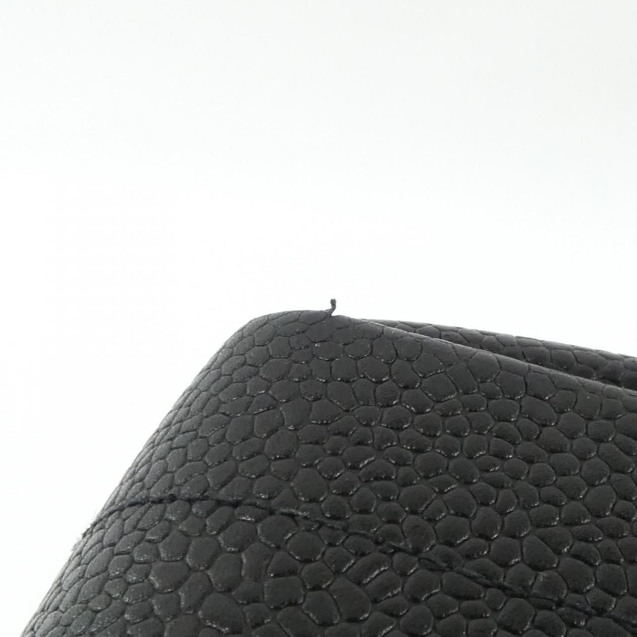 Chanel Vintage Shoulder Bag — view 3