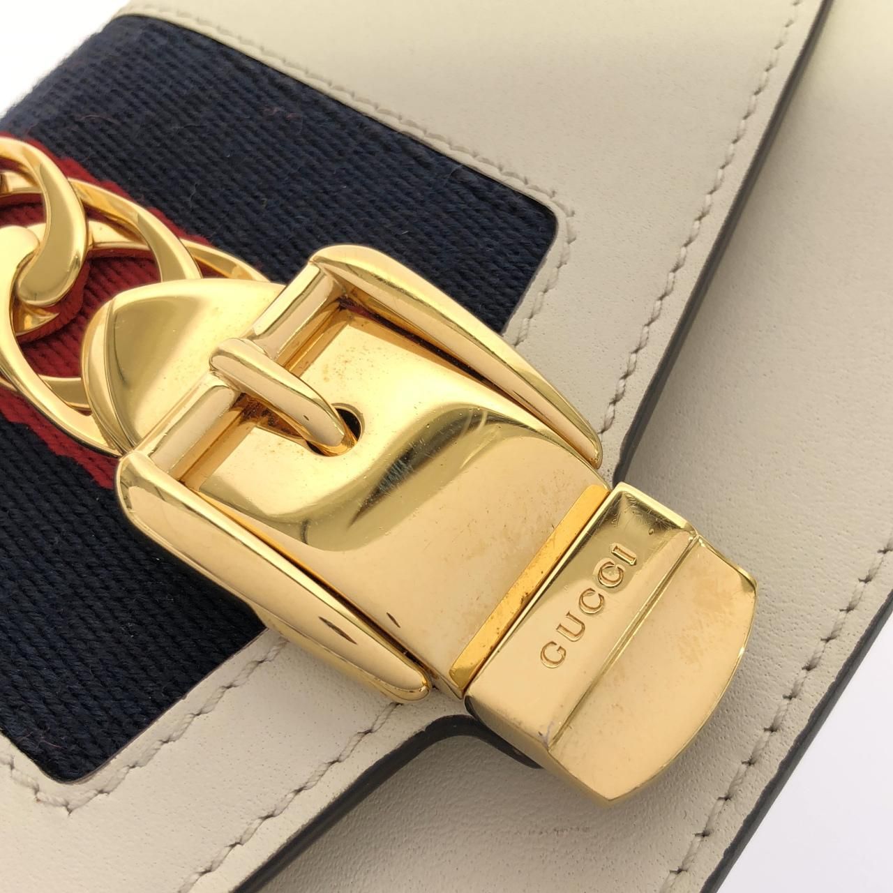 Gucci Sylvie Cwlsg Shoulder Bag — view 6
